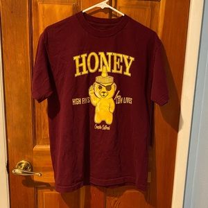 Medium Honey brand Co T-shirt